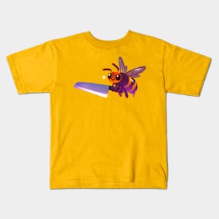 Asian giant hornet Kids T-Shirt